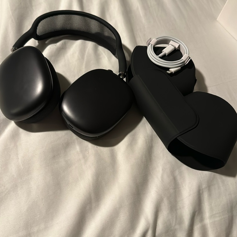Headphones only used once